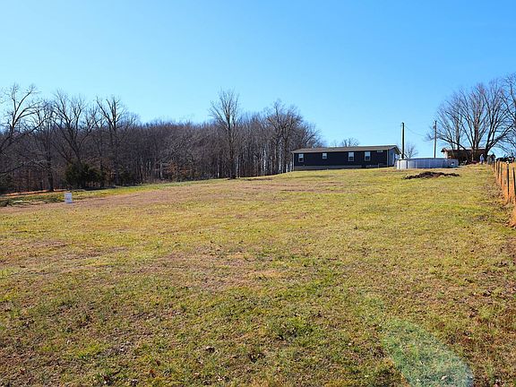 4th image of 221 Guy Young Rd