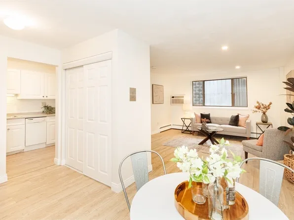 25 Linden Ave APT 4, Somerville, MA 02143