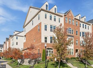 42102 Winning Glory Dr, Aldie, VA 20105