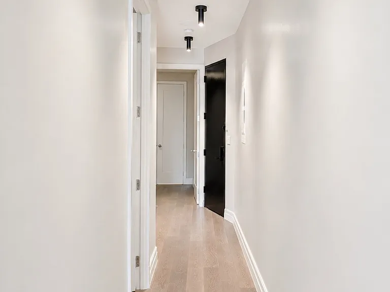 90 Bedford St #1C — Photo 11
