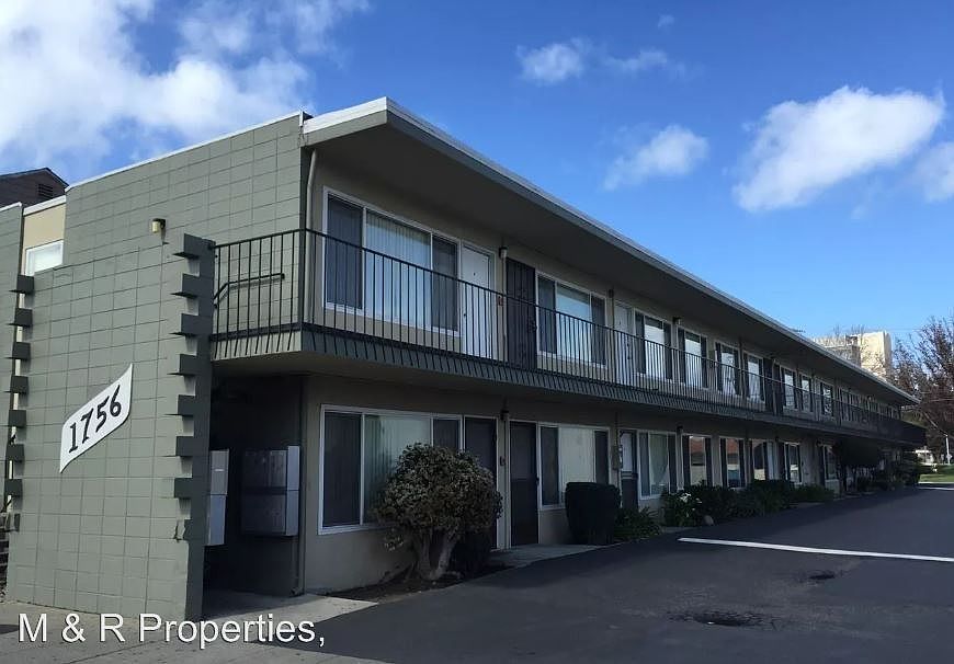 2nd image of 1756 Broadway St APT 12A
