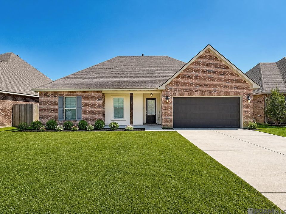 1st image of 23124 Arcwood Dr