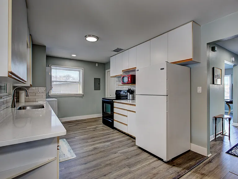 1416 S Chrisway Dr — Photo 13