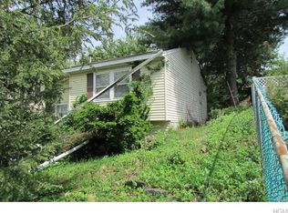 700 Lindbergh Ave, Peekskill, NY 10566