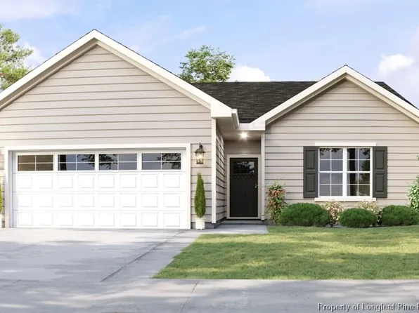 38 Coastal Ln, Parkton, NC 28371