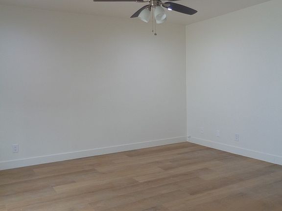 4th image of 409 California St APT 3