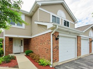 314 Happfield Dr #2-2BL, Arlington Heights, IL 60004