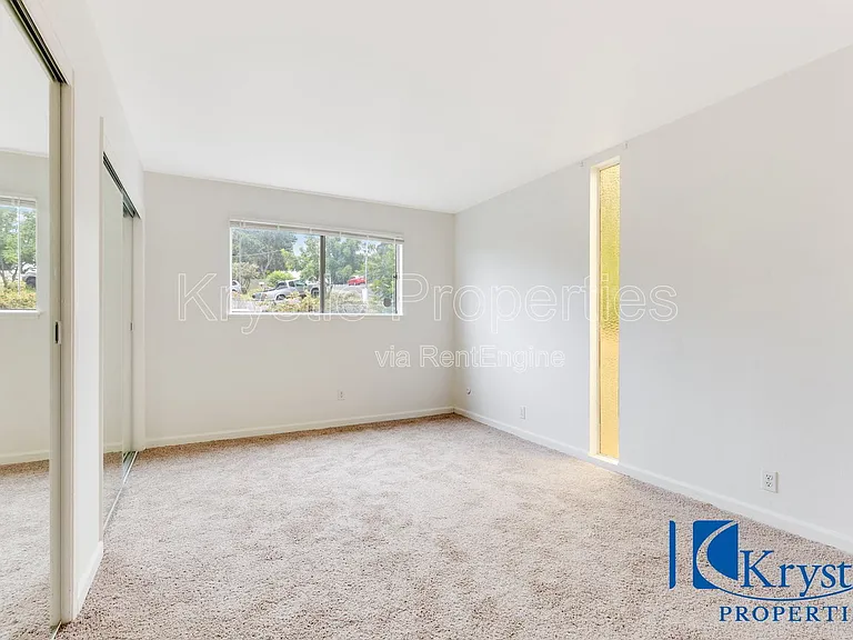 340 Carter St #6 — Photo 4