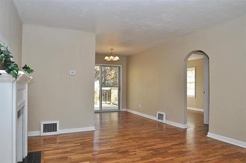 P1936853781_Crestway_03212014