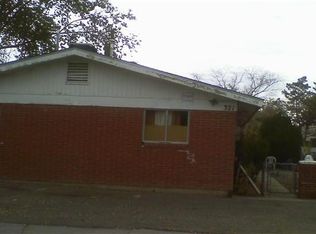 323 Dallas St NE, Albuquerque, NM 87108