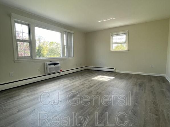 307 Washington St #3