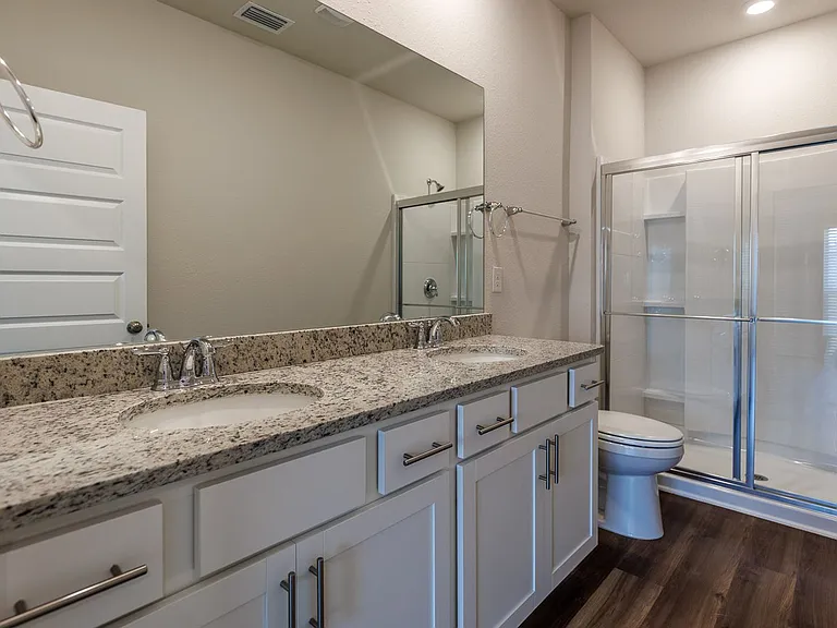 286 Hudson Loop — Photo 8