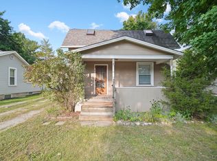 230 S McKenzie St, Adrian, MI 49221
