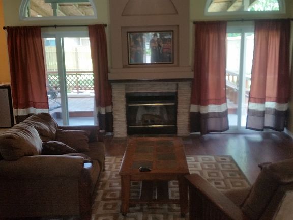 family room w patio access