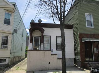 38 Halstead St, Kearny, NJ 07032