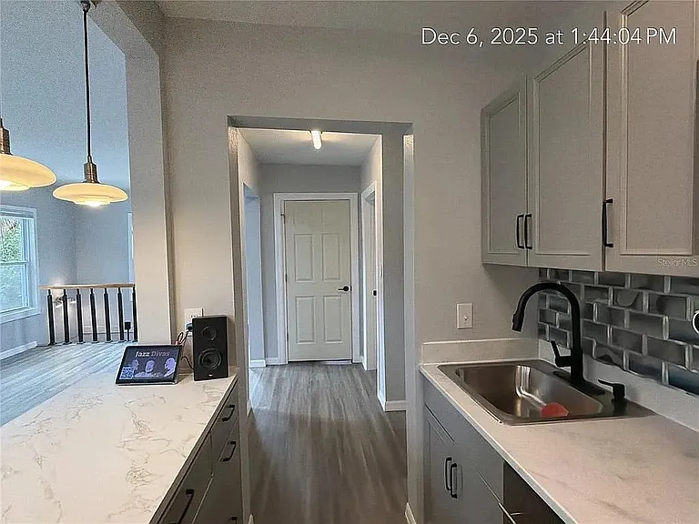 1919 W North A St #3 — Photo 10