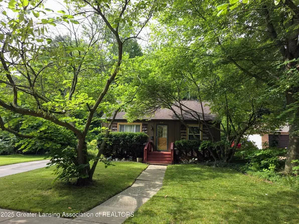 926 S Dexter Dr, Lansing, MI 48910