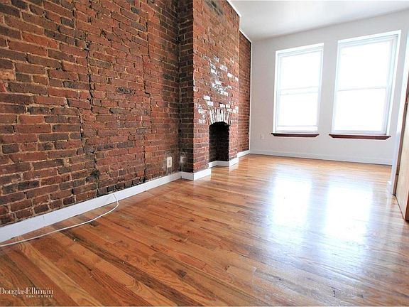 5th image of 2035 3rd Ave APT 2