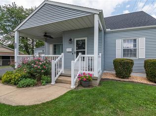 3959 NE Court Dr, Decatur, IL 62526