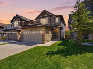 108 Evansborough Cres NW, Calgary, AB T3P 0M3