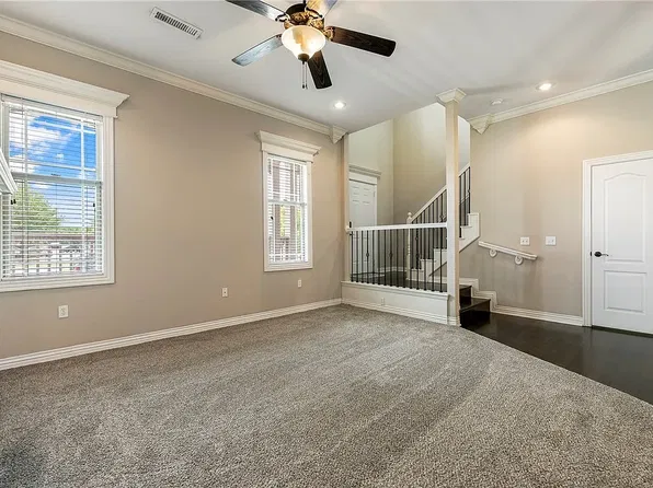 539 N Rupple Rd, Fayetteville, AR 72704