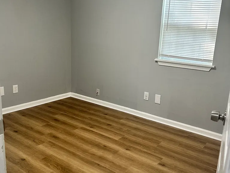 338 Albert Ln #338 — Photo 4