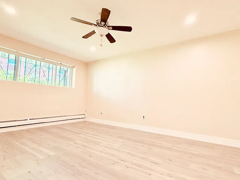 18 Pond St #2 — Photo 6