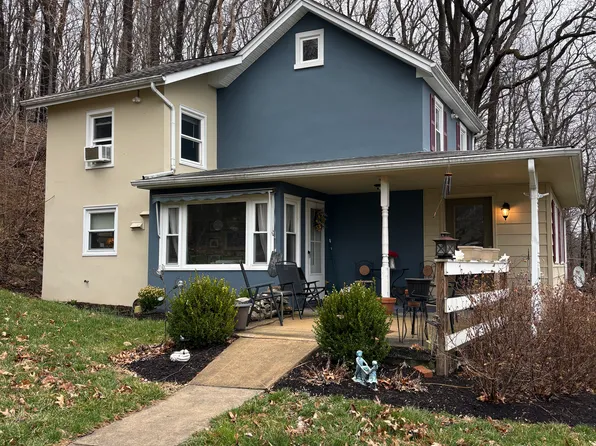 110 Schraks Creamery Rd #2, Coatesville, PA 19320