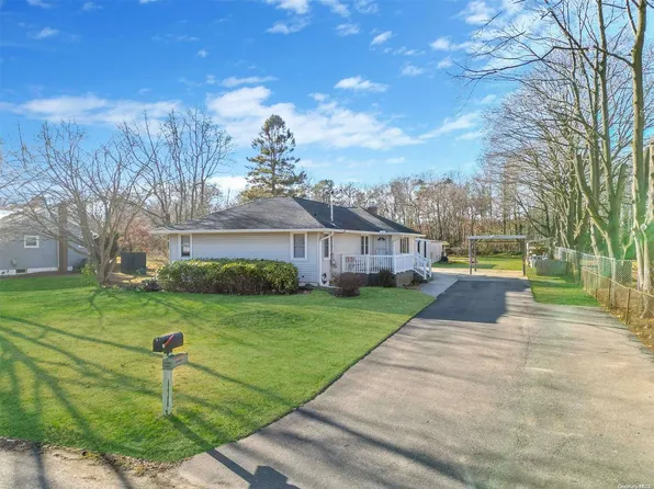 1127 Nugent Avenue, Bay Shore, NY 11706