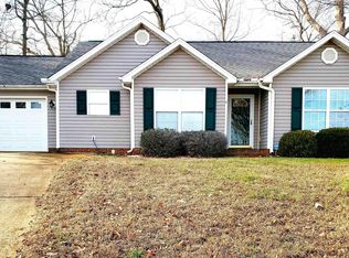 6 Wood Spring Ct, Greer, SC 29651