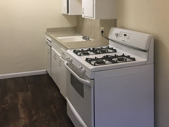 4th image of 2511 N St APT 10