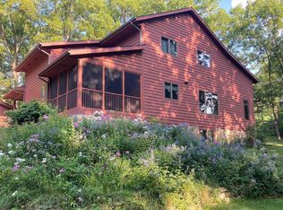 5792 Alpine Rd, Brooklyn, WI 53521