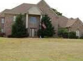 125 Hickory Lake Rd, Eads, TN 38028