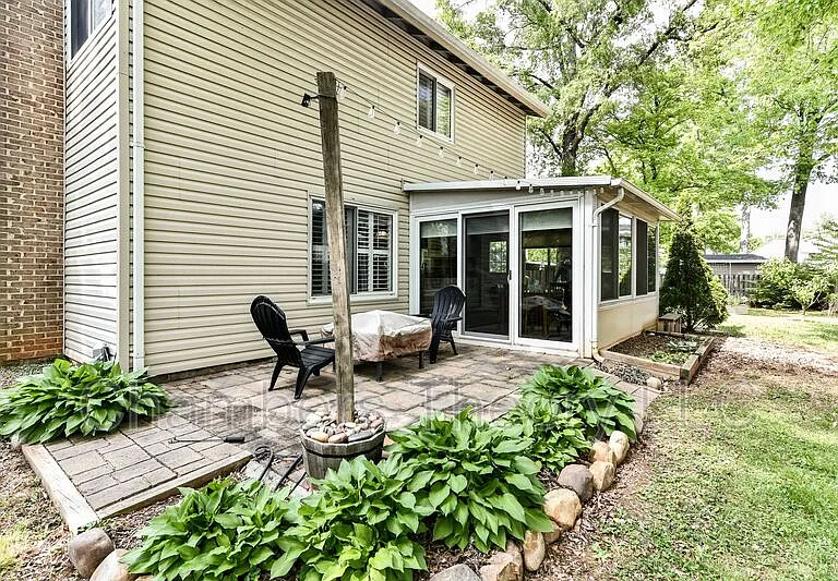 49 Thrush Rd — Photo 33