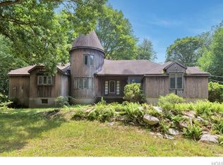 57 Eastwoods Rd, Pound Ridge, NY 10576