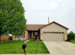262 Pineview Dr, Mooresville, IN