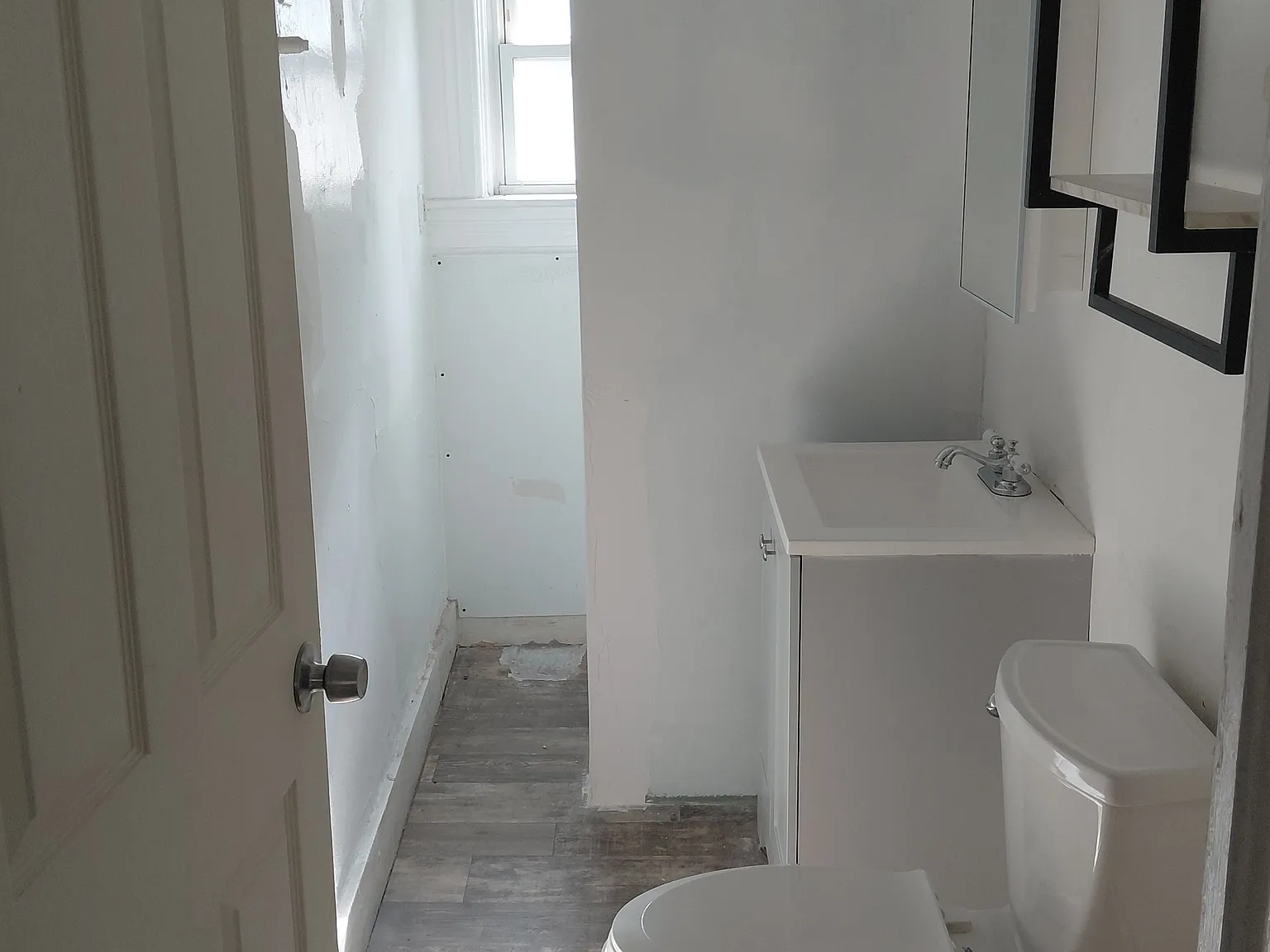 2 bed, 800 sqft, $950 — Photo 2