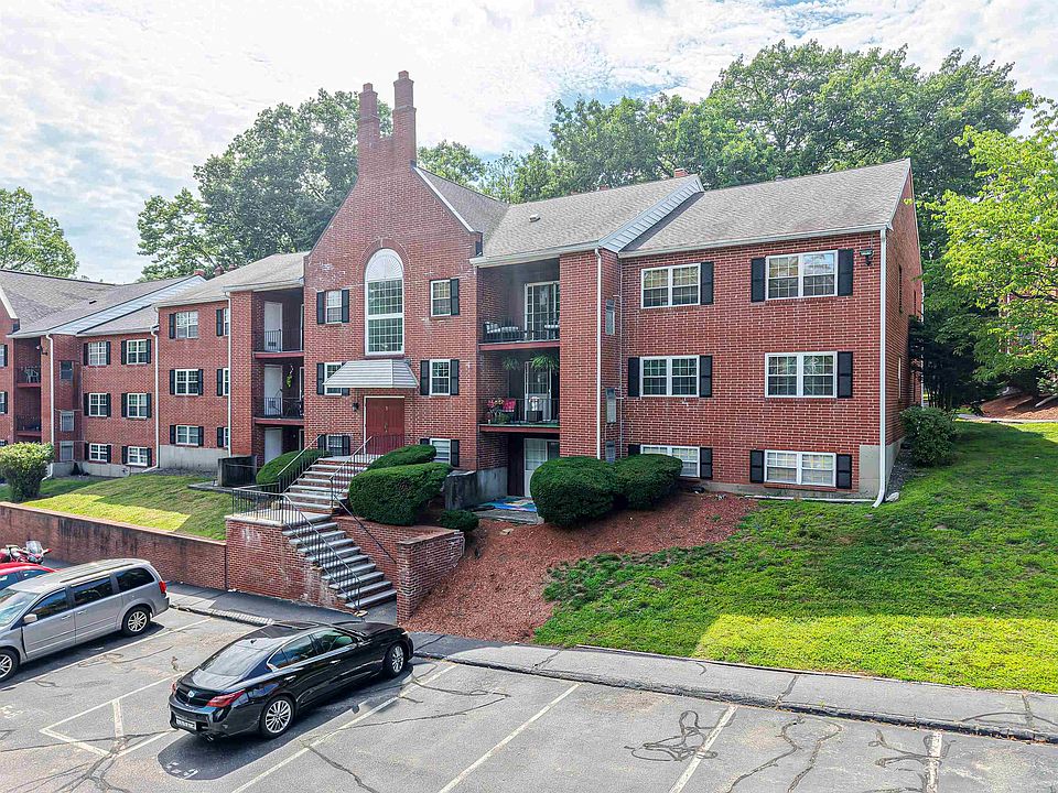 1st image of 5 Louisburg Square #11