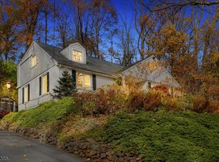 1542 Deer Path, Mountainside, NJ 07092