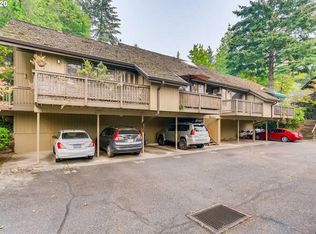 7532 SW Barnes Rd UNIT C, Portland, OR 97225