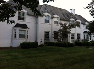 1119 S Cassingham Rd, Columbus, OH 43209