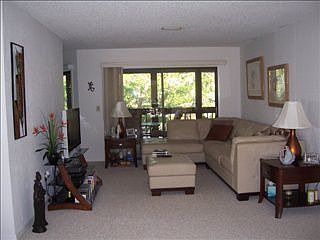 2nd image of 28 Sherbury Ct