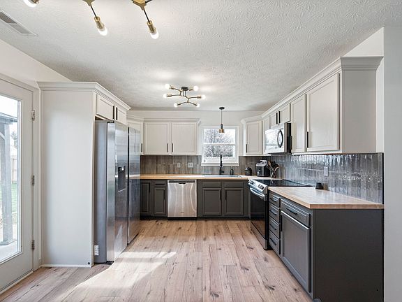 5th image of 5686 Dunston Dr