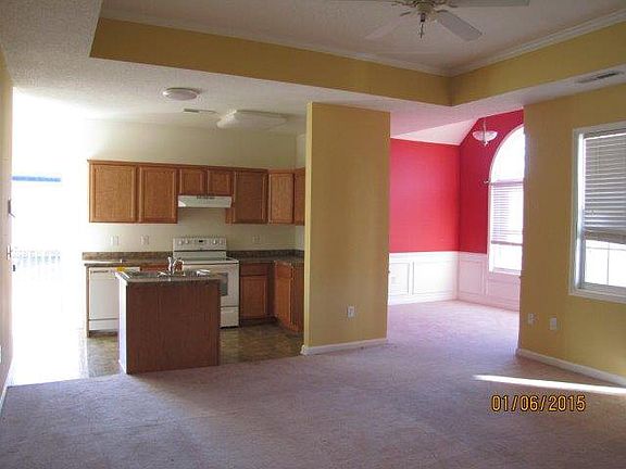 5th image of 462 Lombardi Ct