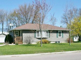 105 2nd Ave SE, Grand Meadow, MN 55936