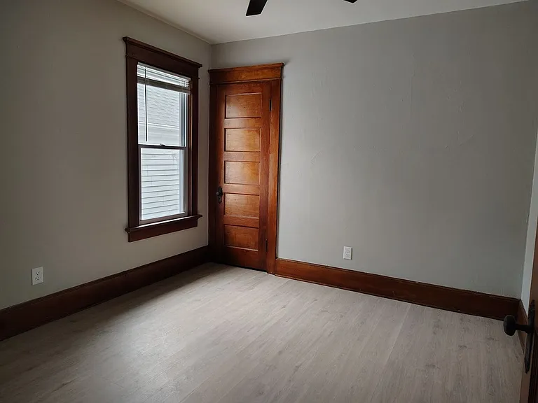 3365-3367 N Oakland Ave — Photo 5