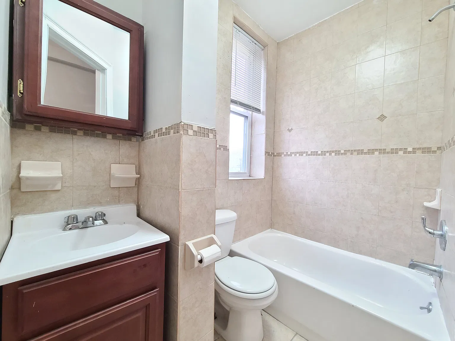 1 bed, 600 sqft, $1,695 — Photo 3