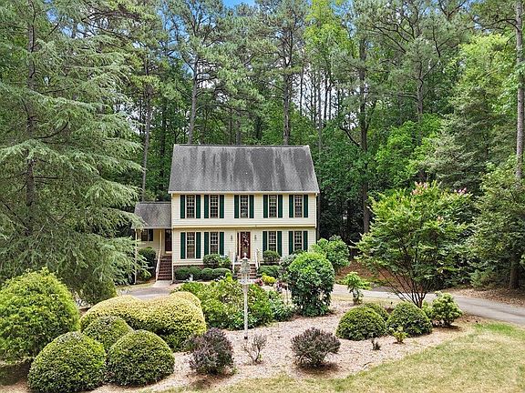 2nd image of 1620 Brook Run Dr
