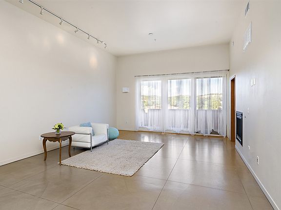 3rd image of 608 Avenida Villahermosa Unit 208