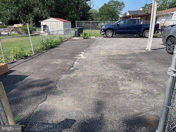 2nd image of 6512 Allentown Rd